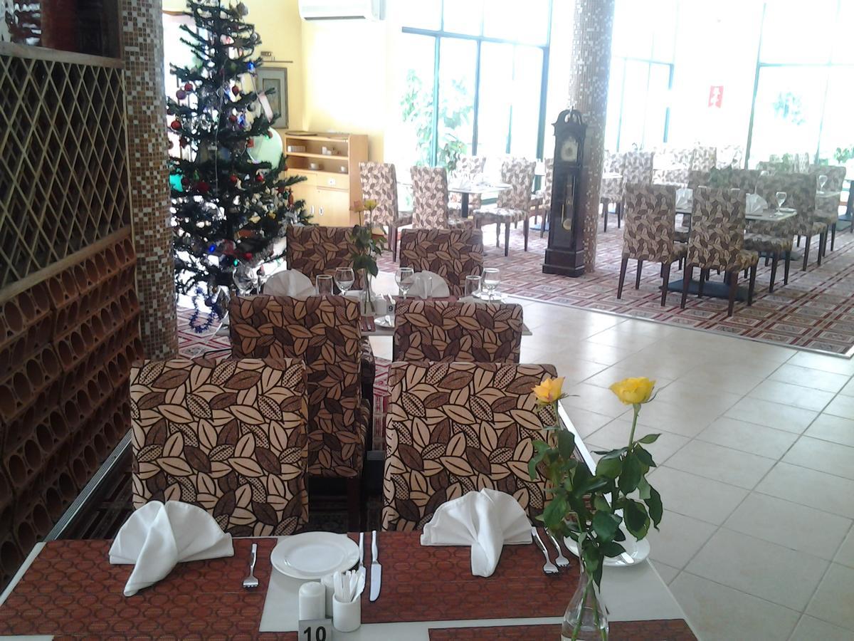Gold Crest Hotel - Arusha Exterior foto